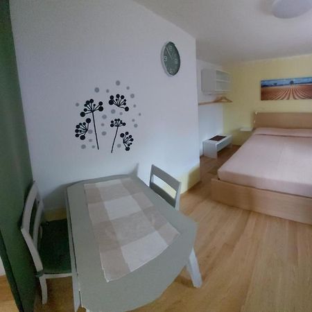 Apartments Marija อูมัค ภายนอก รูปภาพ