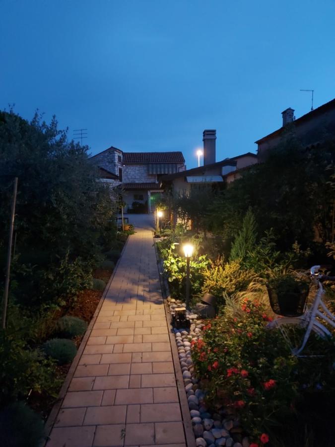 Apartments Marija อูมัค ภายนอก รูปภาพ